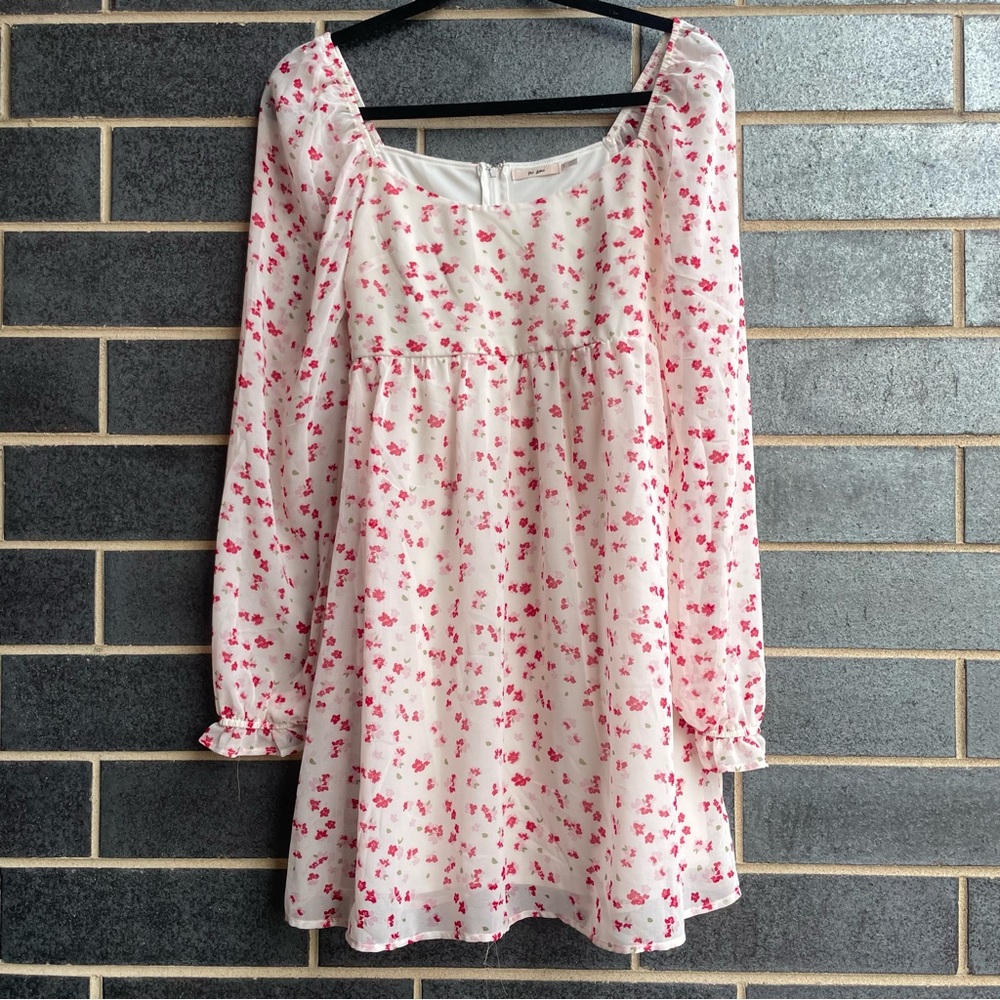 Francesca's Collections White and Pink Floral Dress